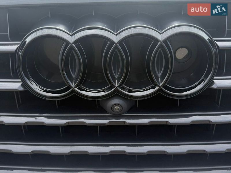 Позашляховик / Кросовер Audi Q7 2016 в Черкасах