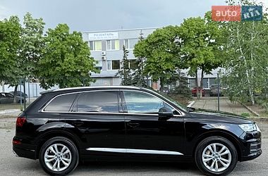 Позашляховик / Кросовер Audi Q7 2016 в Дніпрі