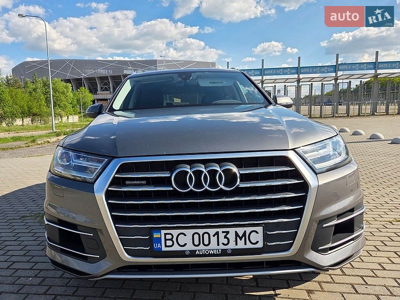 Audi Q7 2016