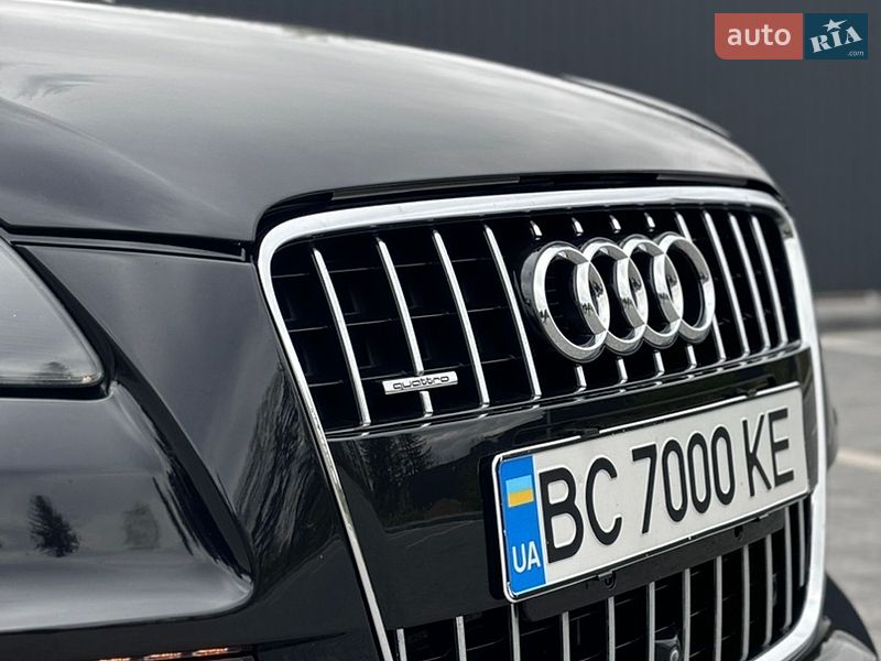 Позашляховик / Кросовер Audi Q7 2013 в Самборі