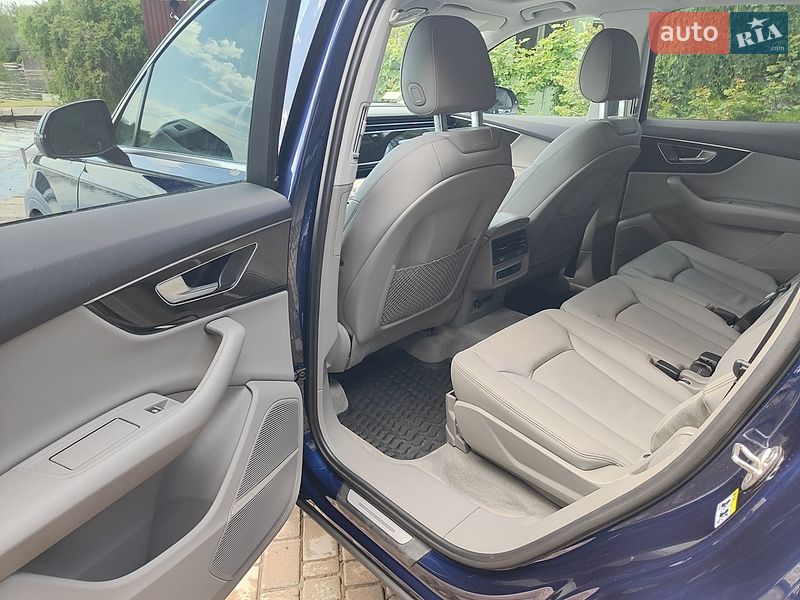 Внедорожник / Кроссовер Audi Q7 2022 в Запорожье