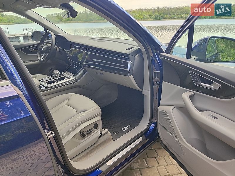 Внедорожник / Кроссовер Audi Q7 2022 в Запорожье