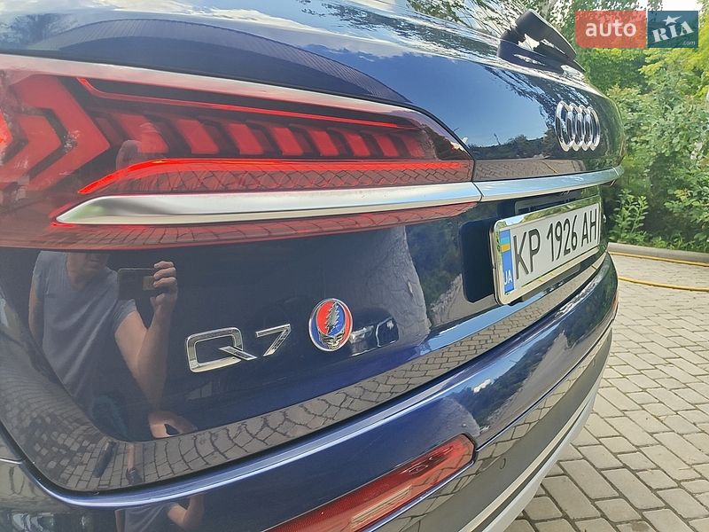 Внедорожник / Кроссовер Audi Q7 2022 в Запорожье
