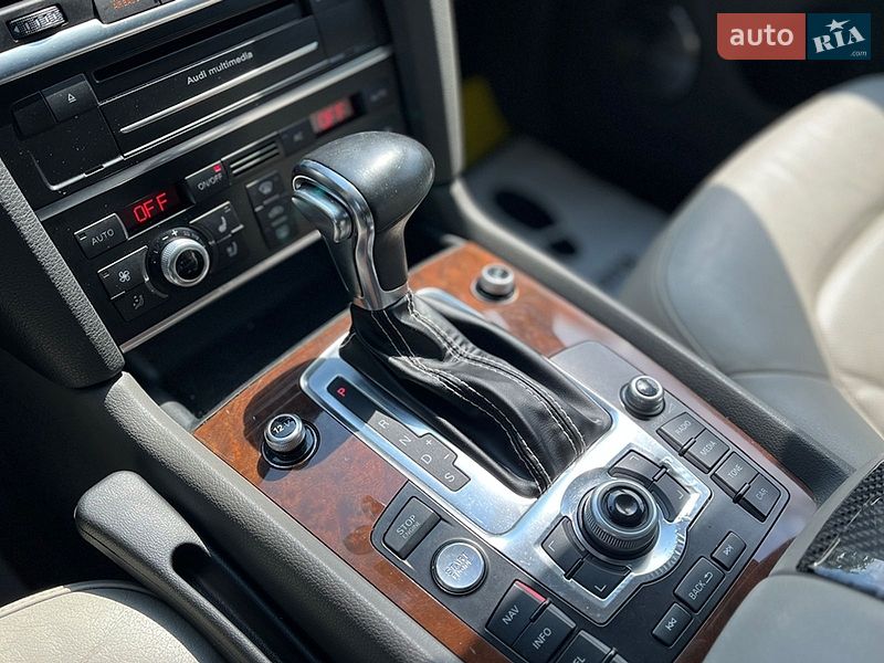 Внедорожник / Кроссовер Audi Q7 2012 в Коломые