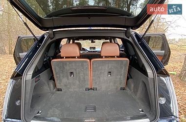 Внедорожник / Кроссовер Audi Q7 2017 в Киеве
