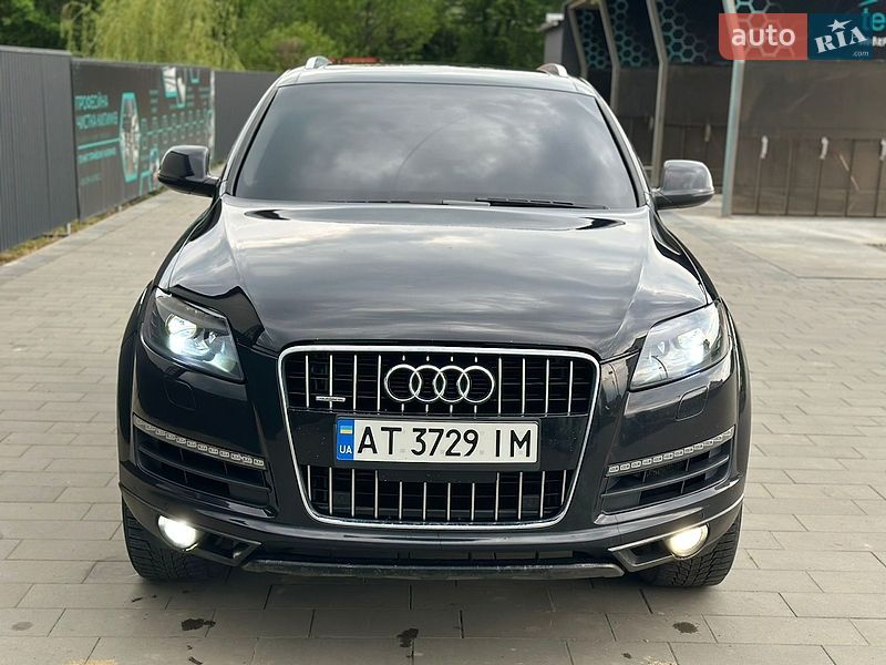 Внедорожник / Кроссовер Audi Q7 2013 в Надворной