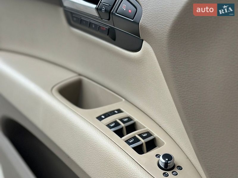 Внедорожник / Кроссовер Audi Q7 2013 в Надворной
