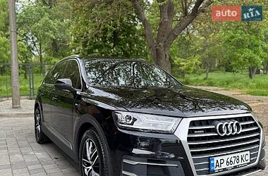 Позашляховик / Кросовер Audi Q7 2015 в Запоріжжі