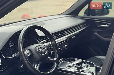 Позашляховик / Кросовер Audi Q7 2015 в Запоріжжі