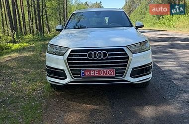 Внедорожник / Кроссовер Audi Q7 2019 в Любешове