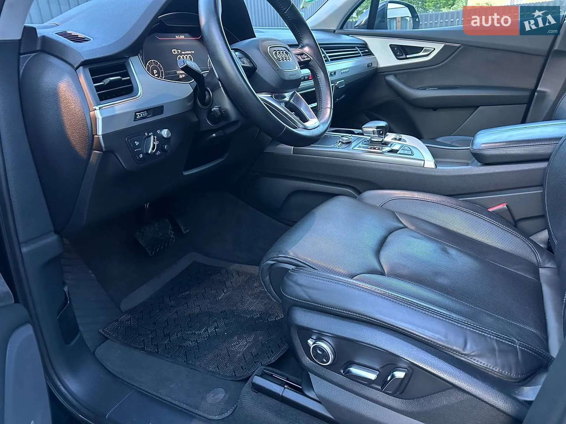 2016 Audi Q7 - мініатюра 16