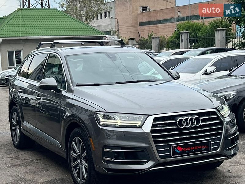 Позашляховик / Кросовер Audi Q7 2017 в Одесі