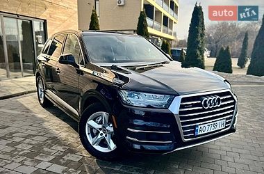 Позашляховик / Кросовер Audi Q7 2017 в Львові