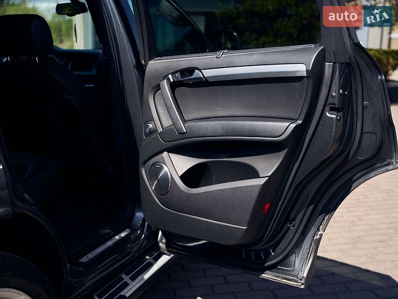 Позашляховик / Кросовер Audi Q7 2011 в Рівному фото 23 Позашляховик / Кросовер Audi Q7 2011 в Рівному