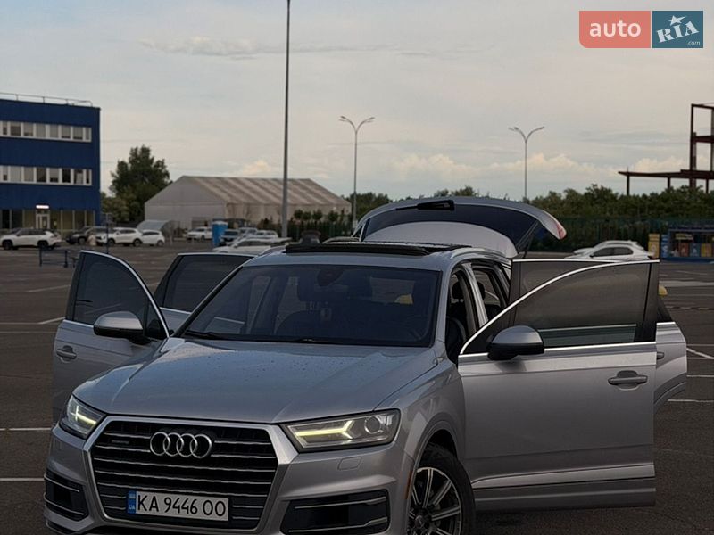 Позашляховик / Кросовер Audi Q7 2015 в Києві фото 32 Позашляховик / Кросовер Audi Q7 2015 в Києві