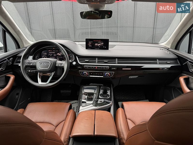 Внедорожник / Кроссовер Audi Q7 2016 в Луцке