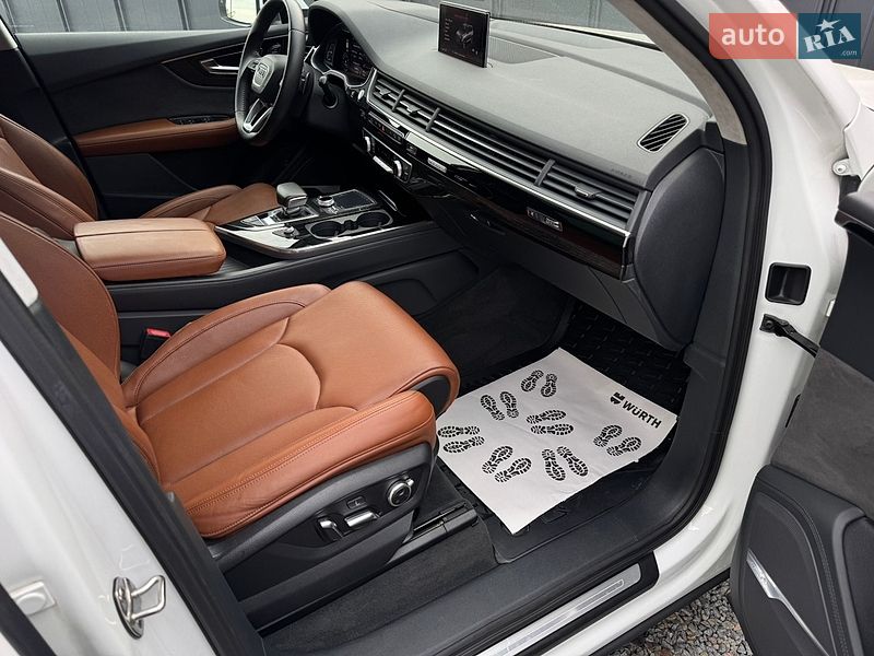 Внедорожник / Кроссовер Audi Q7 2016 в Луцке