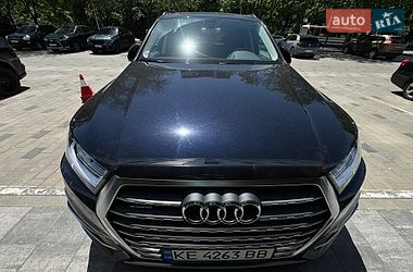 Позашляховик / Кросовер Audi Q7 2016 в Дніпрі