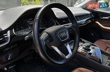 Позашляховик / Кросовер Audi Q7 2016 в Дніпрі