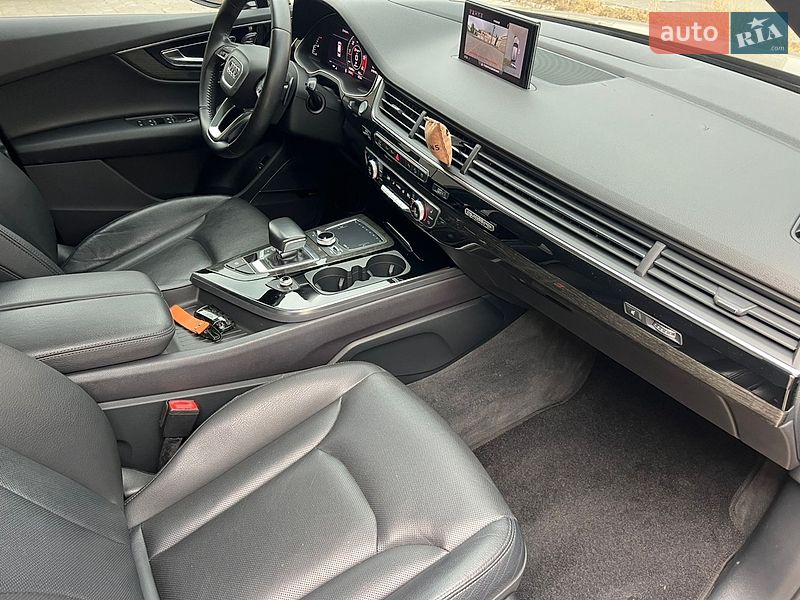 Внедорожник / Кроссовер Audi Q7 2018 в Николаеве