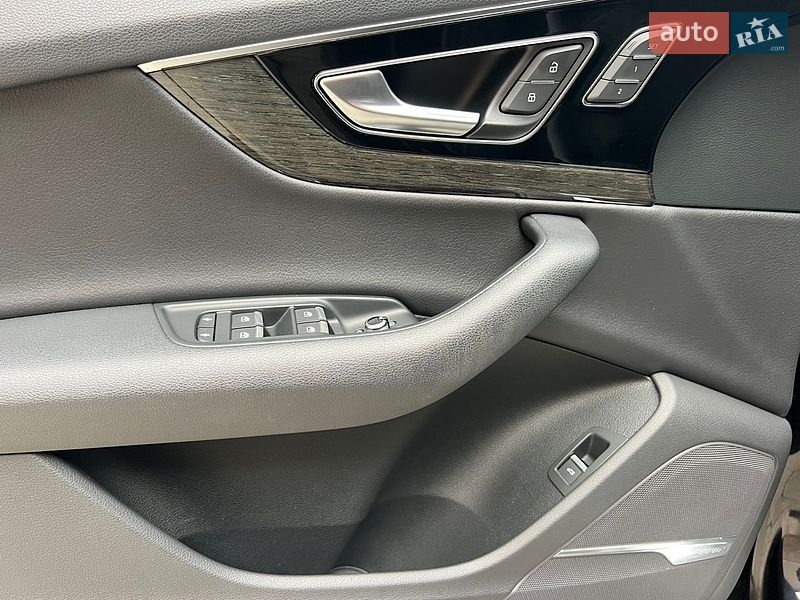 Внедорожник / Кроссовер Audi Q7 2018 в Николаеве