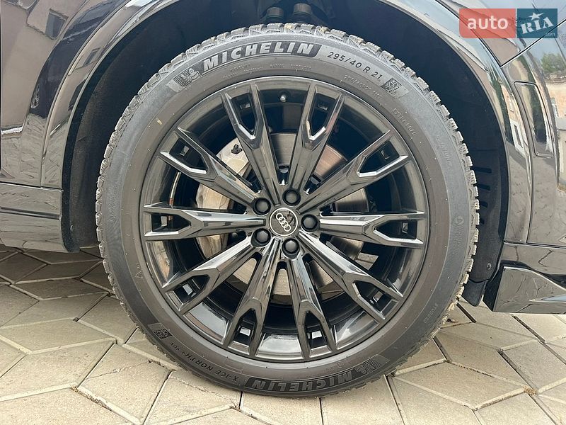 Внедорожник / Кроссовер Audi Q7 2018 в Николаеве