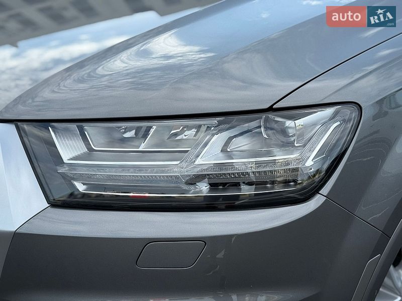 Внедорожник / Кроссовер Audi Q7 2016 в Ровно