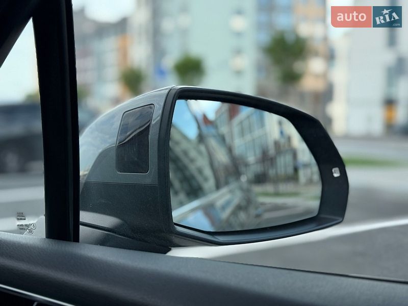 Внедорожник / Кроссовер Audi Q7 2016 в Ровно