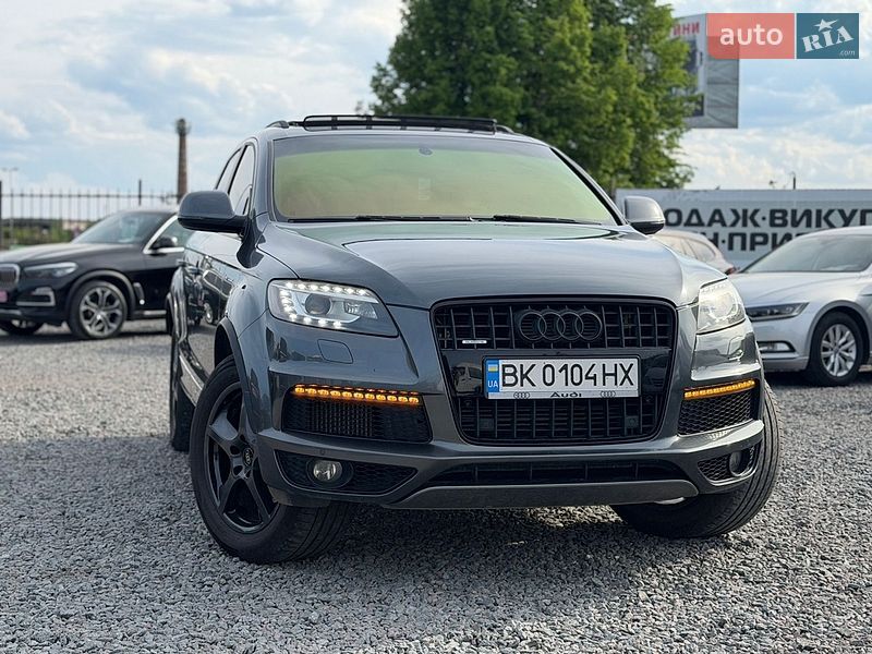 Позашляховик / Кросовер Audi Q7 2012 в Сарнах