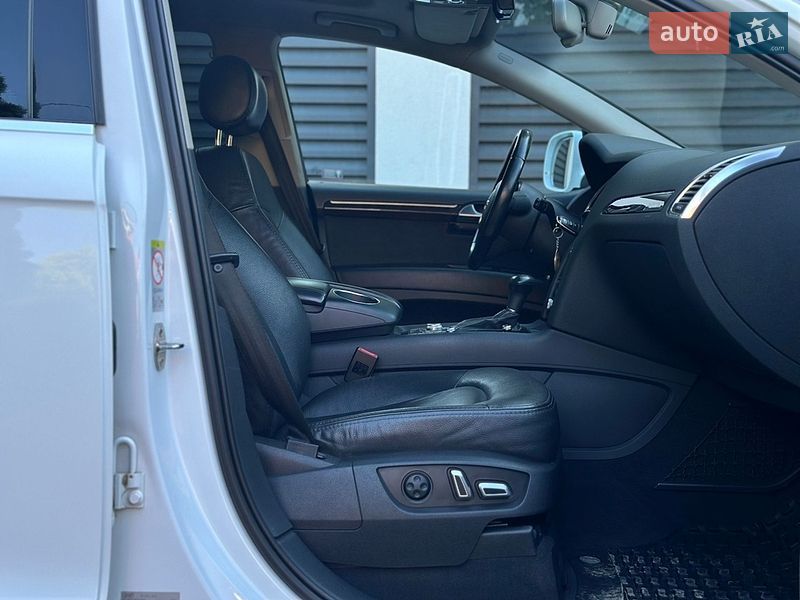 Внедорожник / Кроссовер Audi Q7 2012 в Львове