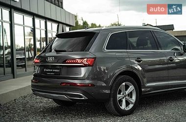 Внедорожник / Кроссовер Audi Q7 2020 в Черновцах