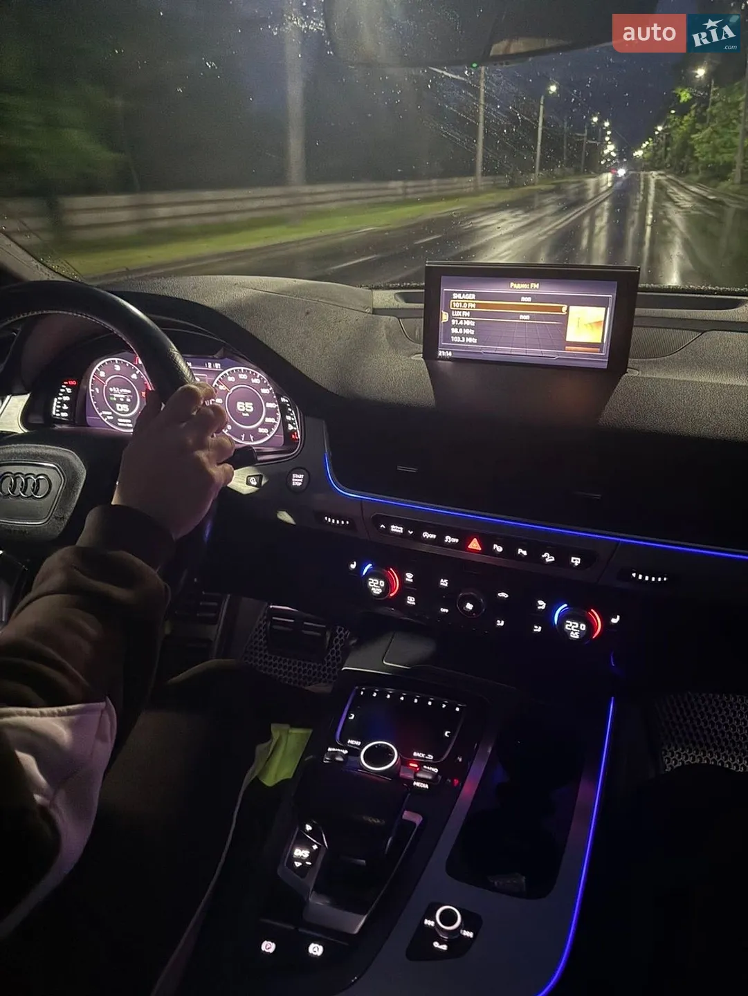 2016 Audi Q7 - мініатюра 3