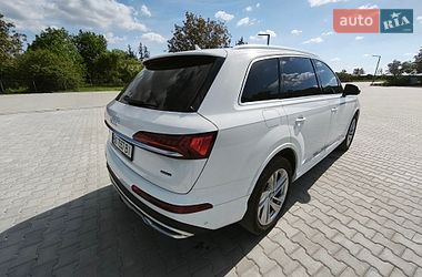 Внедорожник / Кроссовер Audi Q7 2020 в Тернополе