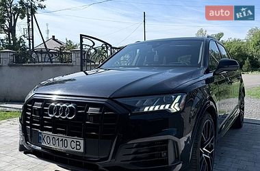 Внедорожник / Кроссовер Audi Q7 2020 в Ужгороде