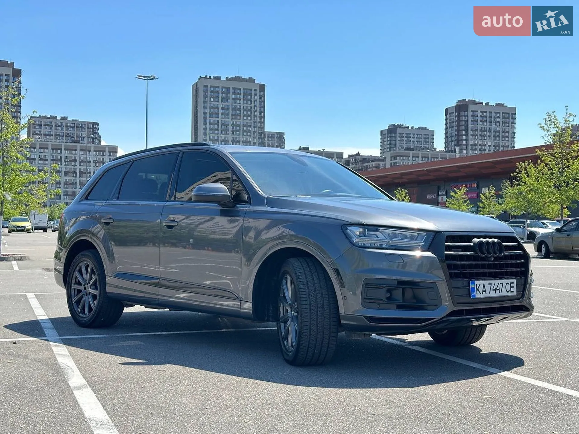 Audi Q7 2018 VIN WA1LAAF76KD011739 фото оголошення 4 з 5