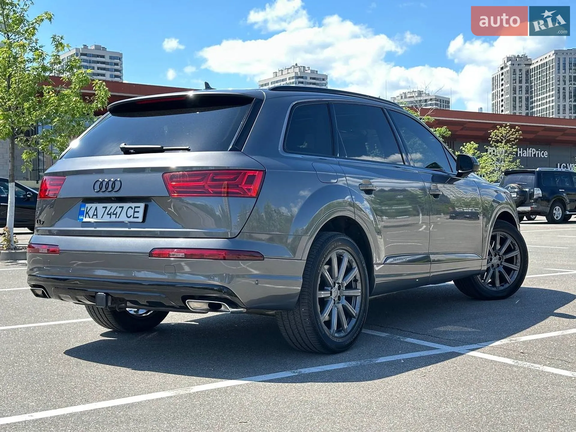Audi Q7 2018 VIN WA1LAAF76KD011739 фото оголошення 3 з 5
