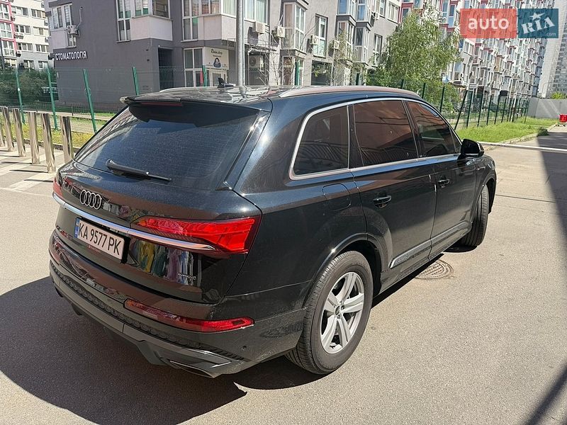 Позашляховик / Кросовер Audi Q7 2025 в Києві