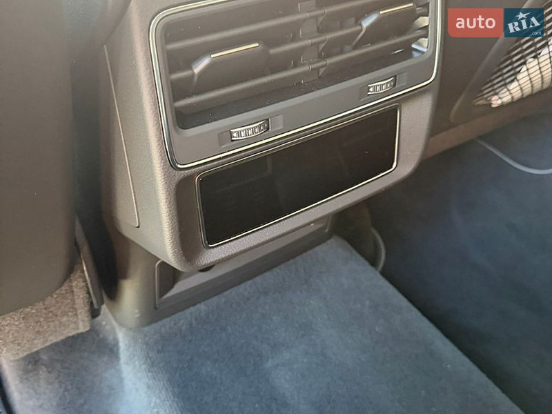 Позашляховик / Кросовер Audi Q7 2025 в Києві