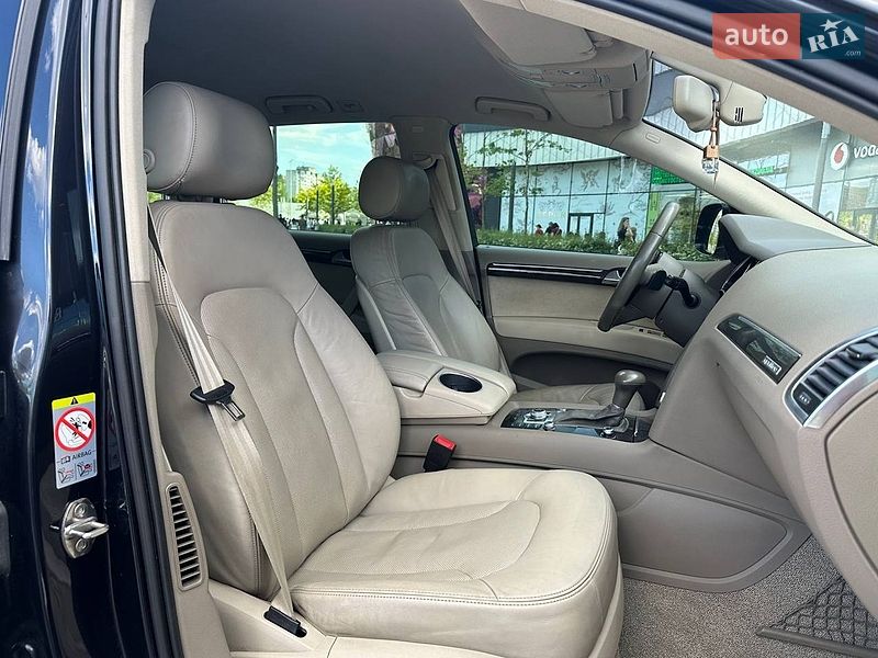 Внедорожник / Кроссовер Audi Q7 2012 в Киеве