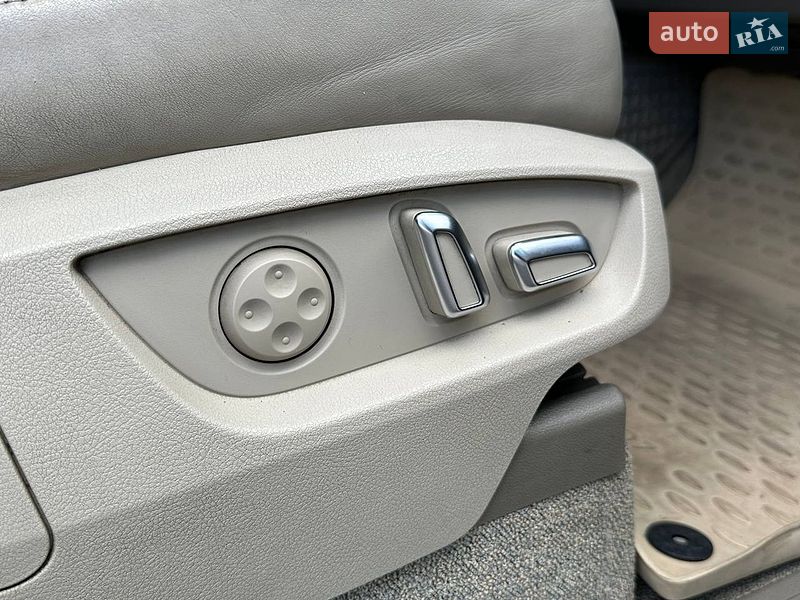 Внедорожник / Кроссовер Audi Q7 2012 в Киеве