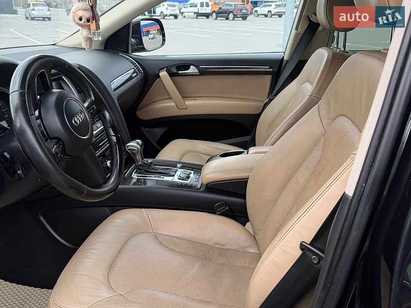 Внедорожник / Кроссовер Audi Q7 2012 в Умани
