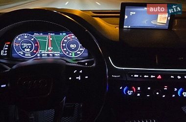 Позашляховик / Кросовер Audi Q7 2016 в Києві
