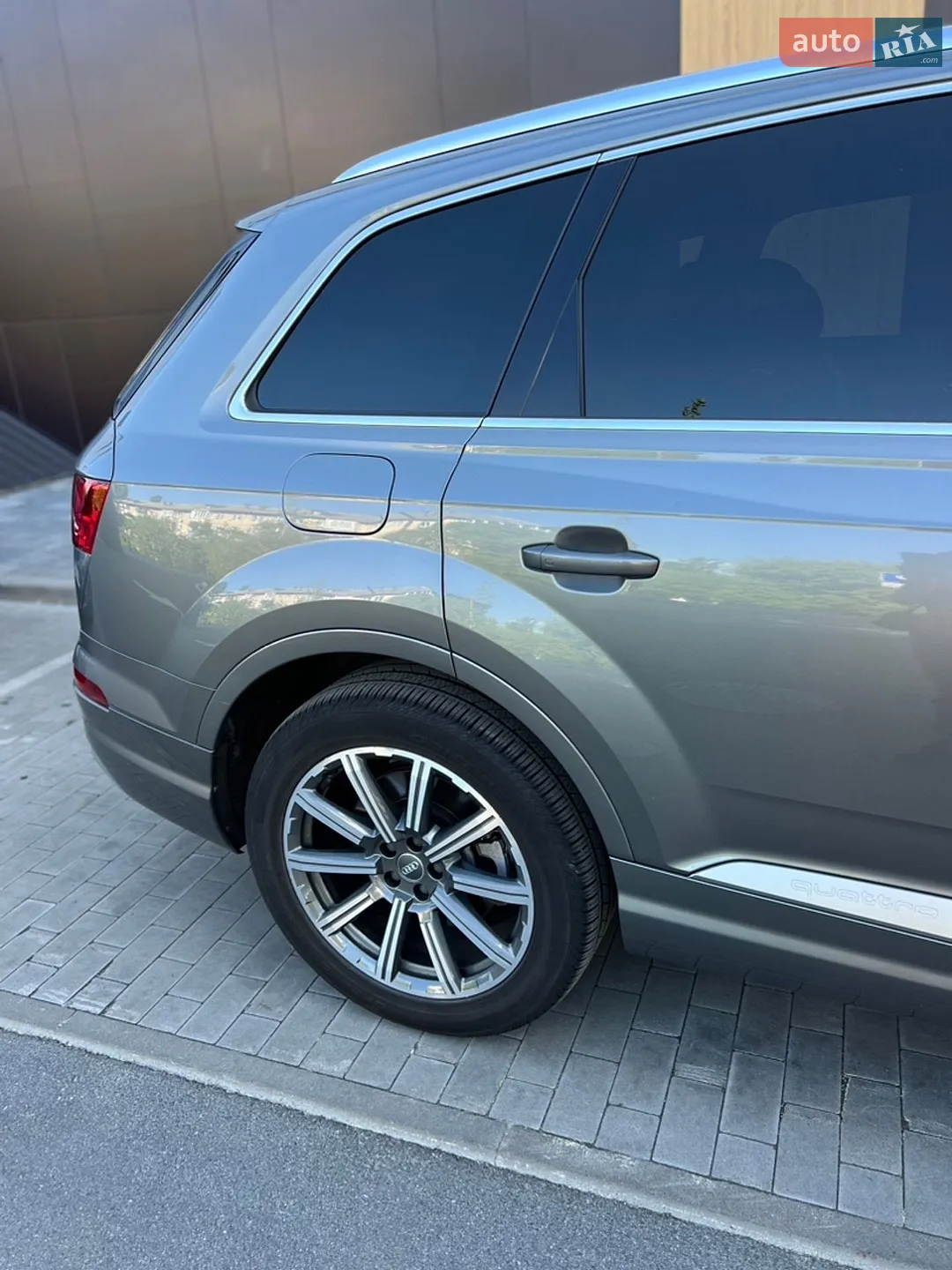 2016 Audi Q7 - мініатюра 2