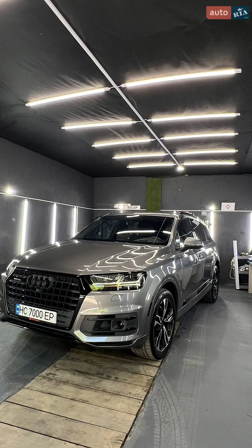 2017 Audi Q7 - фото 1