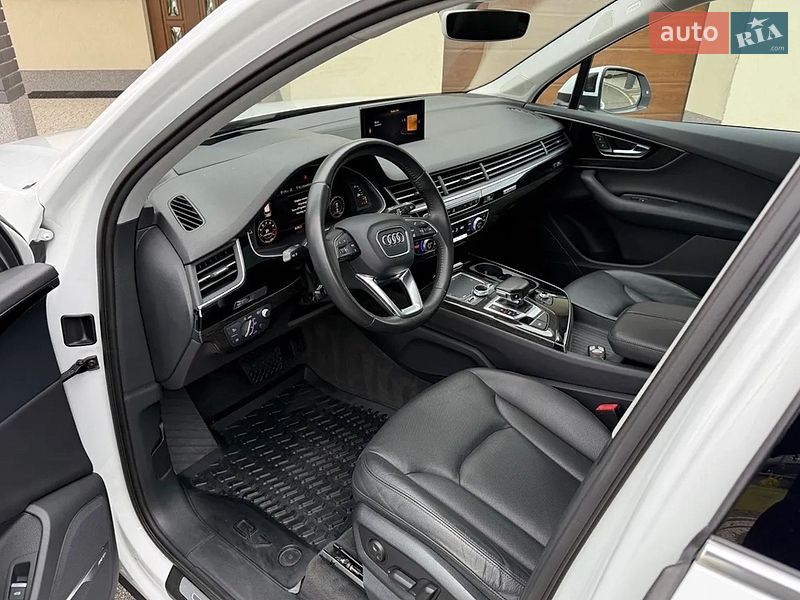 Внедорожник / Кроссовер Audi Q7 2018 в Киеве