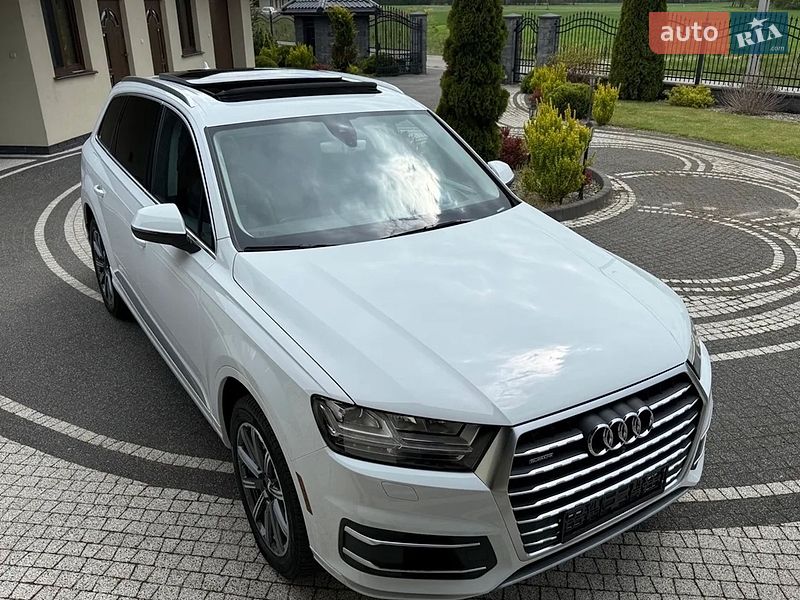 Внедорожник / Кроссовер Audi Q7 2018 в Киеве