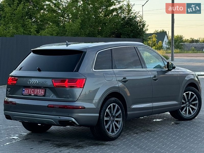 Внедорожник / Кроссовер Audi Q7 2016 в Житомире