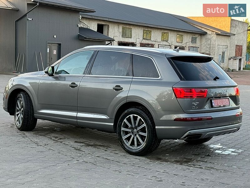Внедорожник / Кроссовер Audi Q7 2016 в Житомире