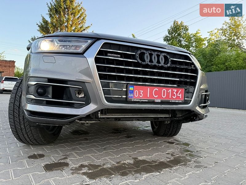 Внедорожник / Кроссовер Audi Q7 2016 в Житомире