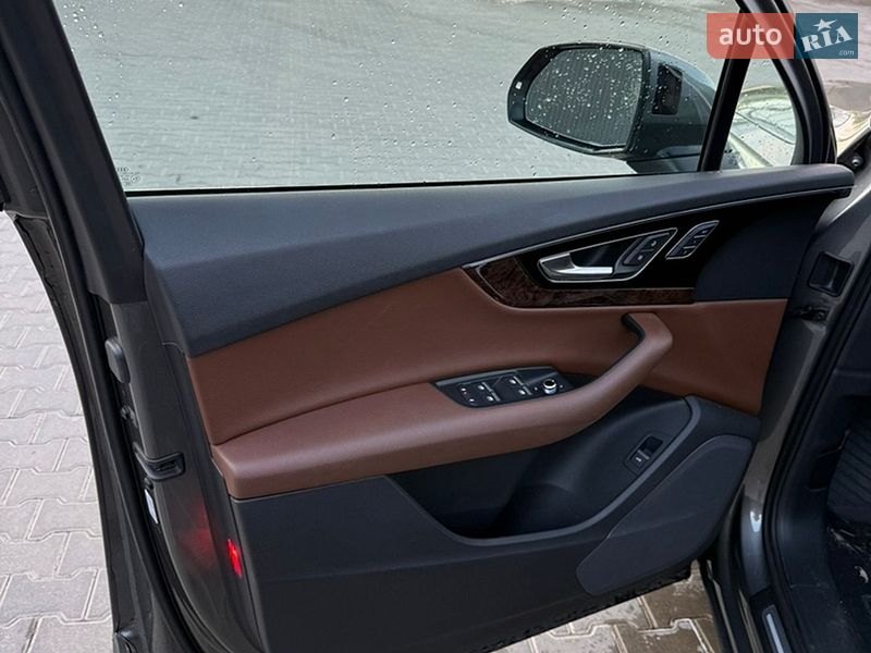 Внедорожник / Кроссовер Audi Q7 2016 в Житомире